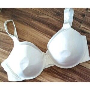 Vanity Fair Illumination Bra Sz 42DD Extra Support Beige Satin Underwire 76338